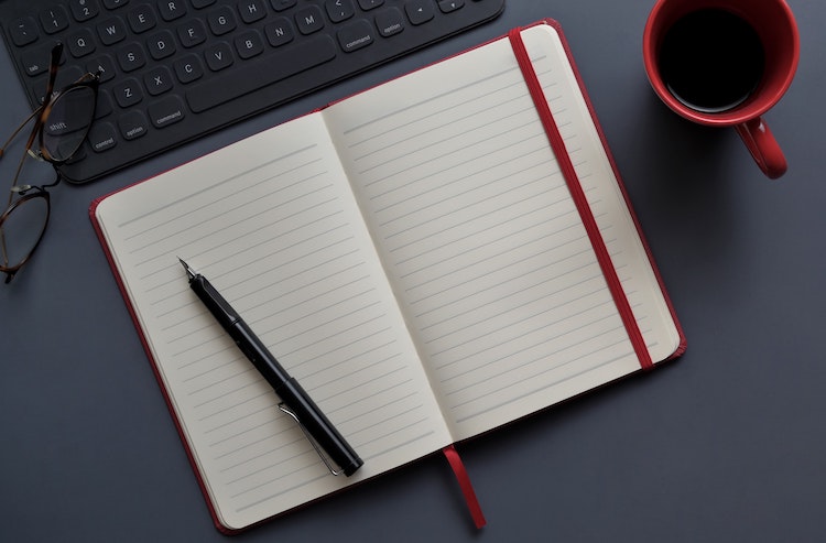 Asuntolainan kilpailutus käyntiin läppärin ja muistivihkon avulla